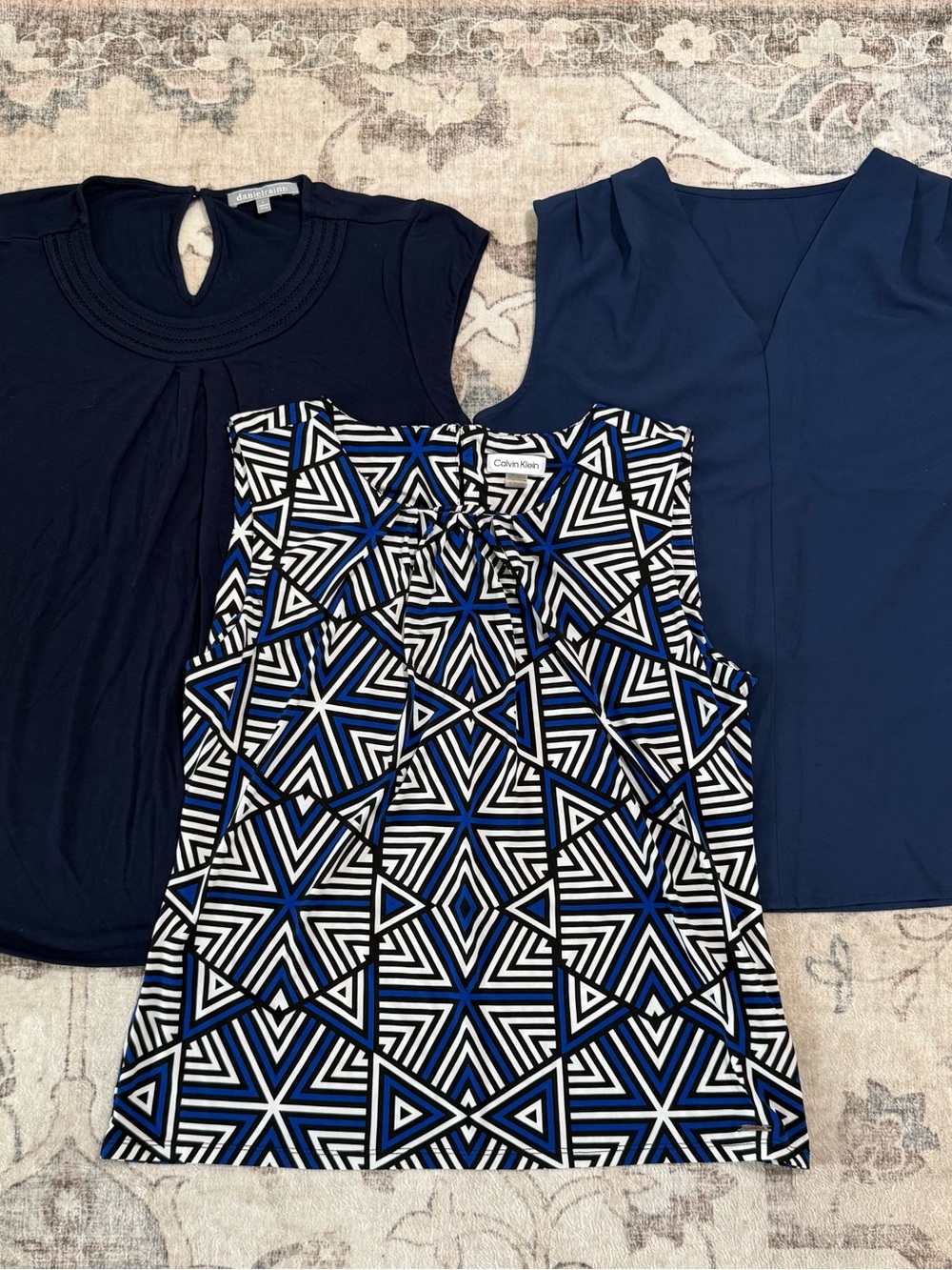 Bundle Blue Navy Office Tops Calvin Klein Blue Geometric Sleeveless Top Large XL